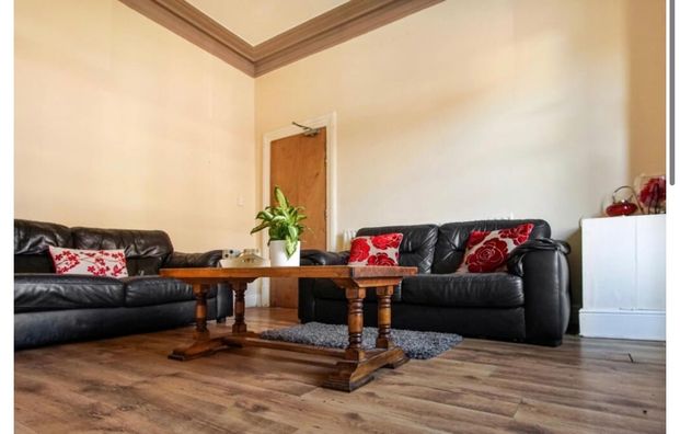 Room in a Shared House, Granville Road, M14 - Photo 1
