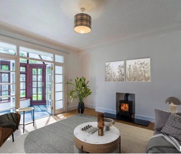 5 bedroom detached house to rent - Photo 2
