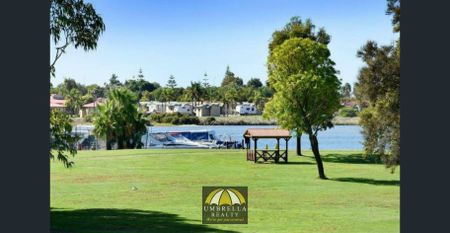 Comfortable Living in a Charming Two-Bedroom Home - Photo 4