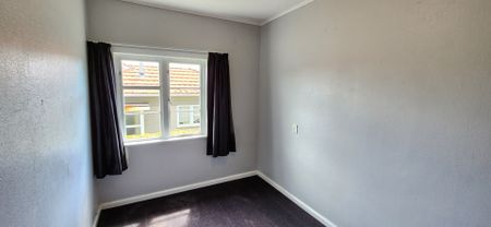 107 Brooklands Road, Brooklands, New Plymouth - Photo 3