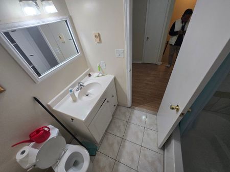 For Lease - 39 John Cabot Way, Toronto, Ontario - Photo 5