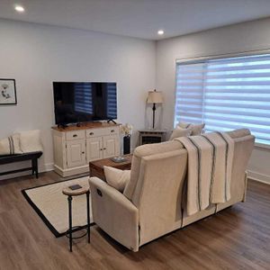 CONDO À LOUER - Photo 2
