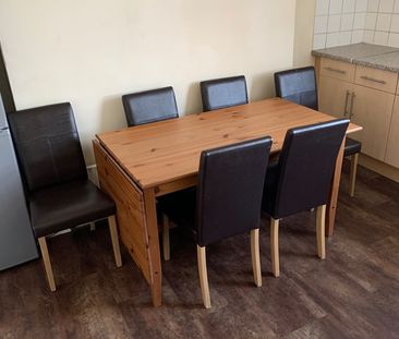 Room in a Shared House, Brigstocke Road, BS2 - Photo 1