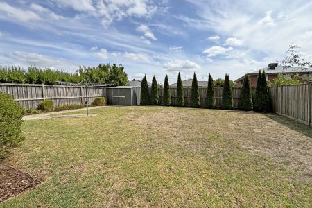 Great Family Home - Photo 4