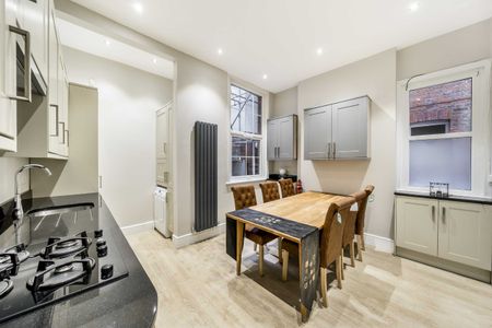 Cottenham Park Road, West Wimbledon, SW20, London - Photo 4