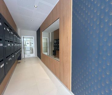 location Appartement T2 DE 46.37m² À OLLIOULES - Photo 1