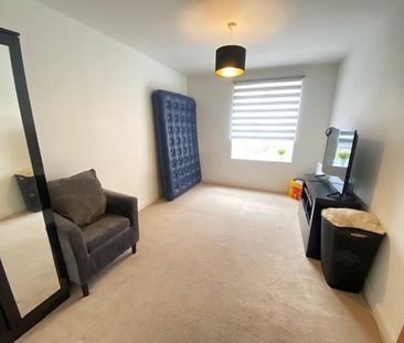 Ovaltine Drive, Kings Langley - Photo 4