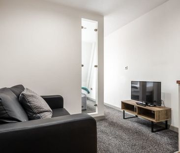 Blackwall - Photo 6