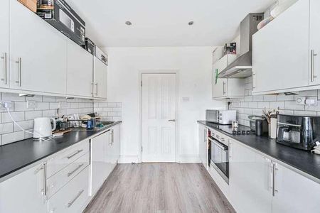 Bromley Road, Catford, SE6 - Photo 5