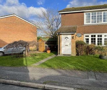 Quinnell Drive, Hailsham, BN27 - Photo 2