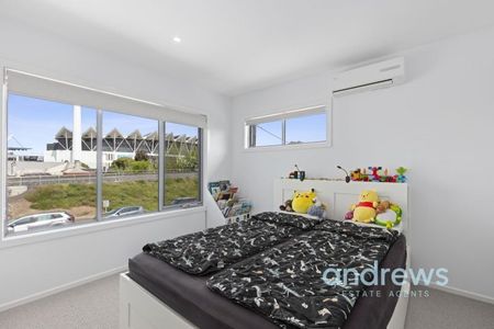5 Chilwell Street, Geelong - Photo 4