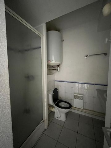 Location Appartement 1 pièce 18m² AIX EN PROVENCE 13100 - Photo 2