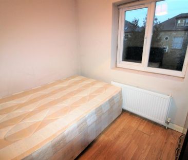 2 bedroom house share to rent - Photo 3