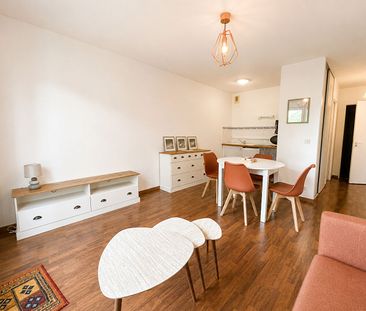 Location Appartement 2 pièces 43m² - Photo 2