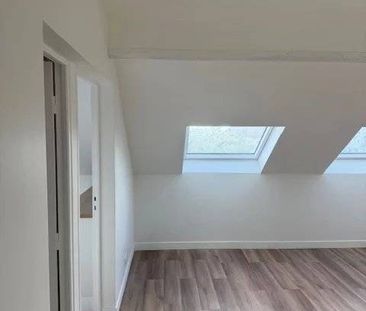 F1 refait à neuf situé à Bezons - Photo 6