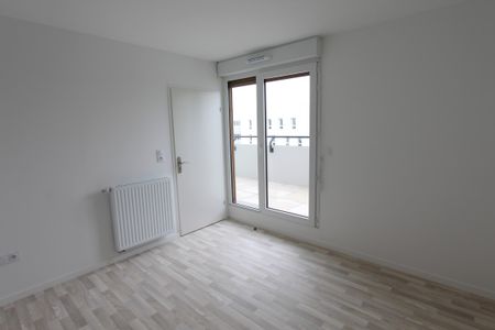 Location Appartement 3 pièces 65m² CARQUEFOU 44470 - Photo 2