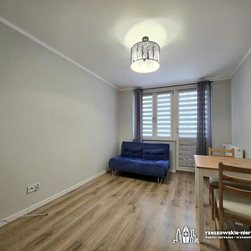 Wynajem / kawalerka 36m2 /dostepna od zaraz ! - Photo 1