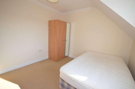 Ensbury Gardens, Ensbury Park, Bournemouth, BH10 - Photo 5