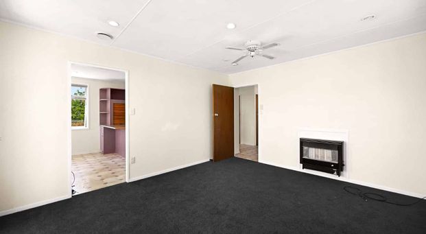 Tidy and Central! - Photo 1