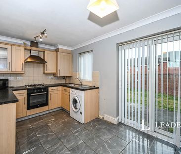 2 bedroom house to rent James Holt Avenue, Liverpool, L32 - Photo 3