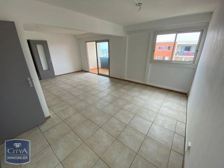 Appartement à louer 4 pièces 90.06m² - Photo 2