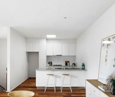 Lifestyle & Location - Photo 2