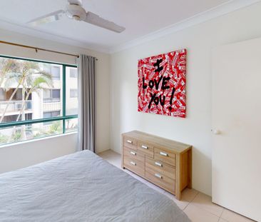 FULLY FURNISHED BEACHSIDE BEAUTY - Photo 6