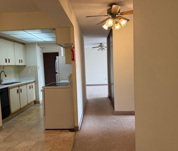 For Lease - 3100 Kirwin Avenue Unit# 704, Mississauga, Ontario - Photo 2