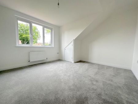 2 bedroom semi-detached house to rent - Photo 3