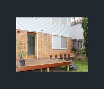 43A Griffiths Street, Charlestown, NSW 2290 - Photo 4