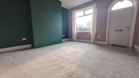 New Road, Wakefield, Middlestown - Photo 4