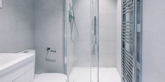 1 bedroom in a flat share to rent - Photo 3