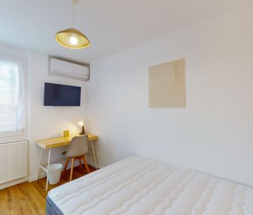 BONNAT M Roommate 4 Bedrooms at Toulouse - Photo 5