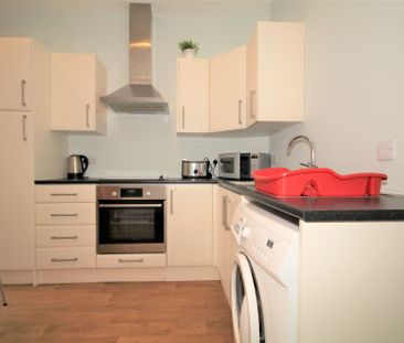 187 Oxford Street, Rugby - Photo 2