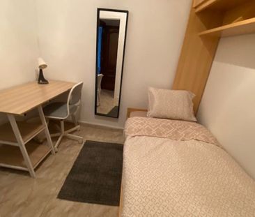 Calle de Santa Brígida, Madrid, Community of Madrid 28004 - Photo 4