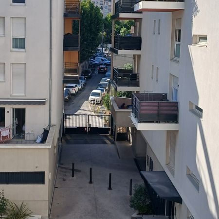 Location appartement Marseille 10ème (13010) - Photo 4