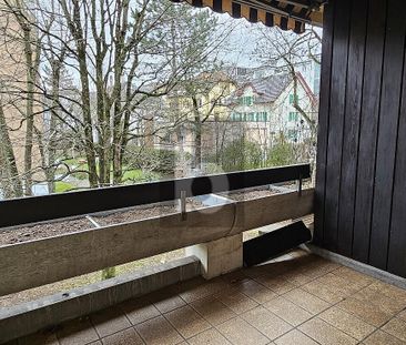 AU CALME ET PROCHE DU CENTRE - Photo 2