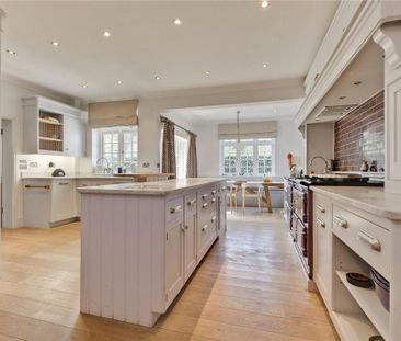 6 bedroom detached house to rent - Photo 5