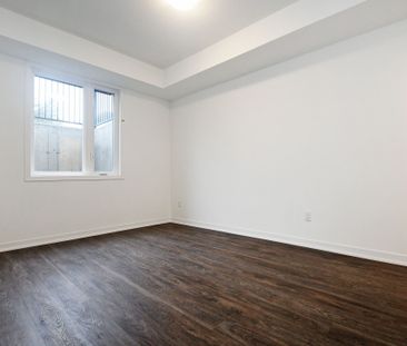 For Lease - 6 Steckley House Lane Unit# Th 309, Richmond Hill, Ontario - Photo 5