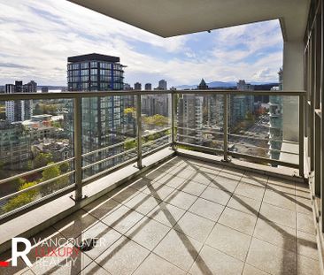 Condo in Downtown Vancouver, BC - Photo 1