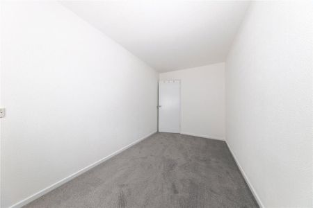 2 bedroom maisonette to rent - Photo 4