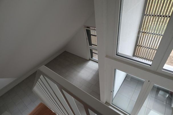 Moderne Maisonette-Wohnung nähe Zürich - Foto 1