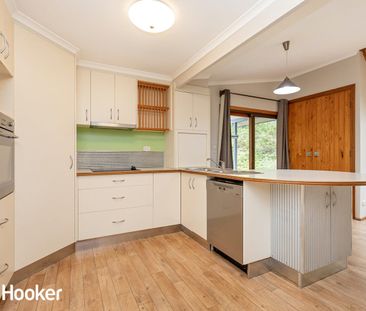 5-Bedroom Home Located in Moore Creek - Photo 6