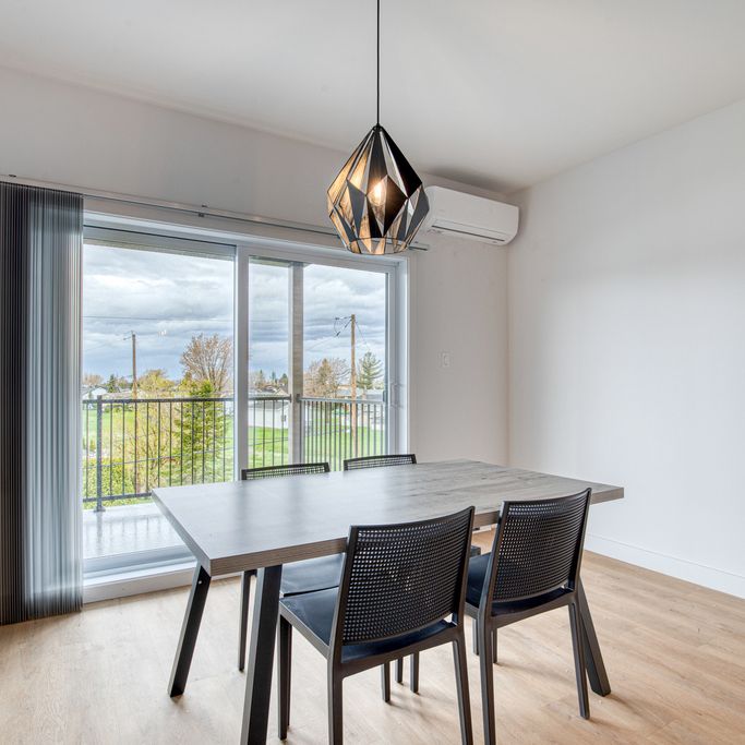 Appartement Moderne 5 1/2 Au Rdc - Photo 1