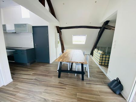 Location Appartement 2 pièces 28m² - Photo 2