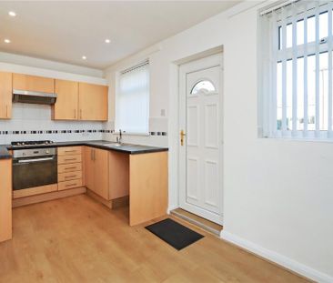 2 bedroom terraced house to rent - Photo 4