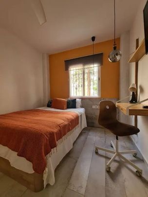 Carrer de lEnginyer Rafael Janini, Valencia, Valencian Community 46022 - Photo 1