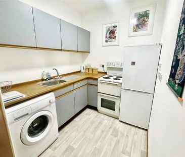 1 bedroom flat to rent - Photo 3