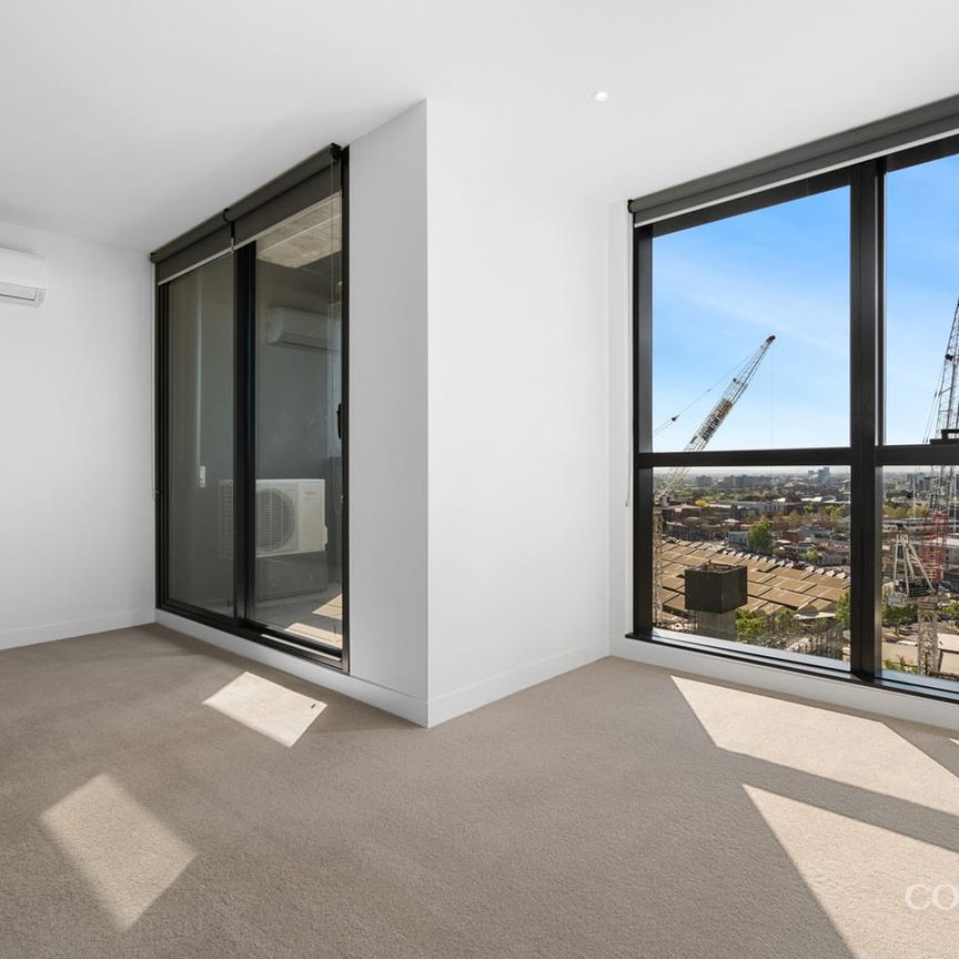 Spacious Light-filled 1 Bedroom Apartment Available! - Photo 1