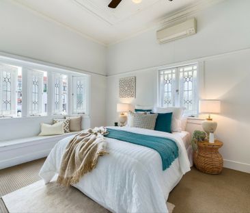 FULLY AIR CONDITIONED HOME WITH CITY VIEWS! - Photo 3